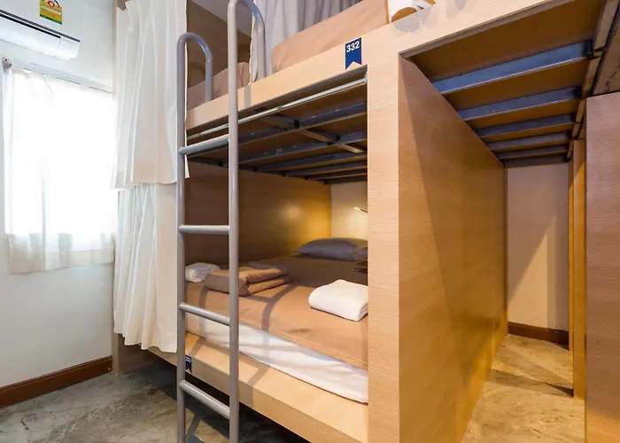 Trica Hostel *